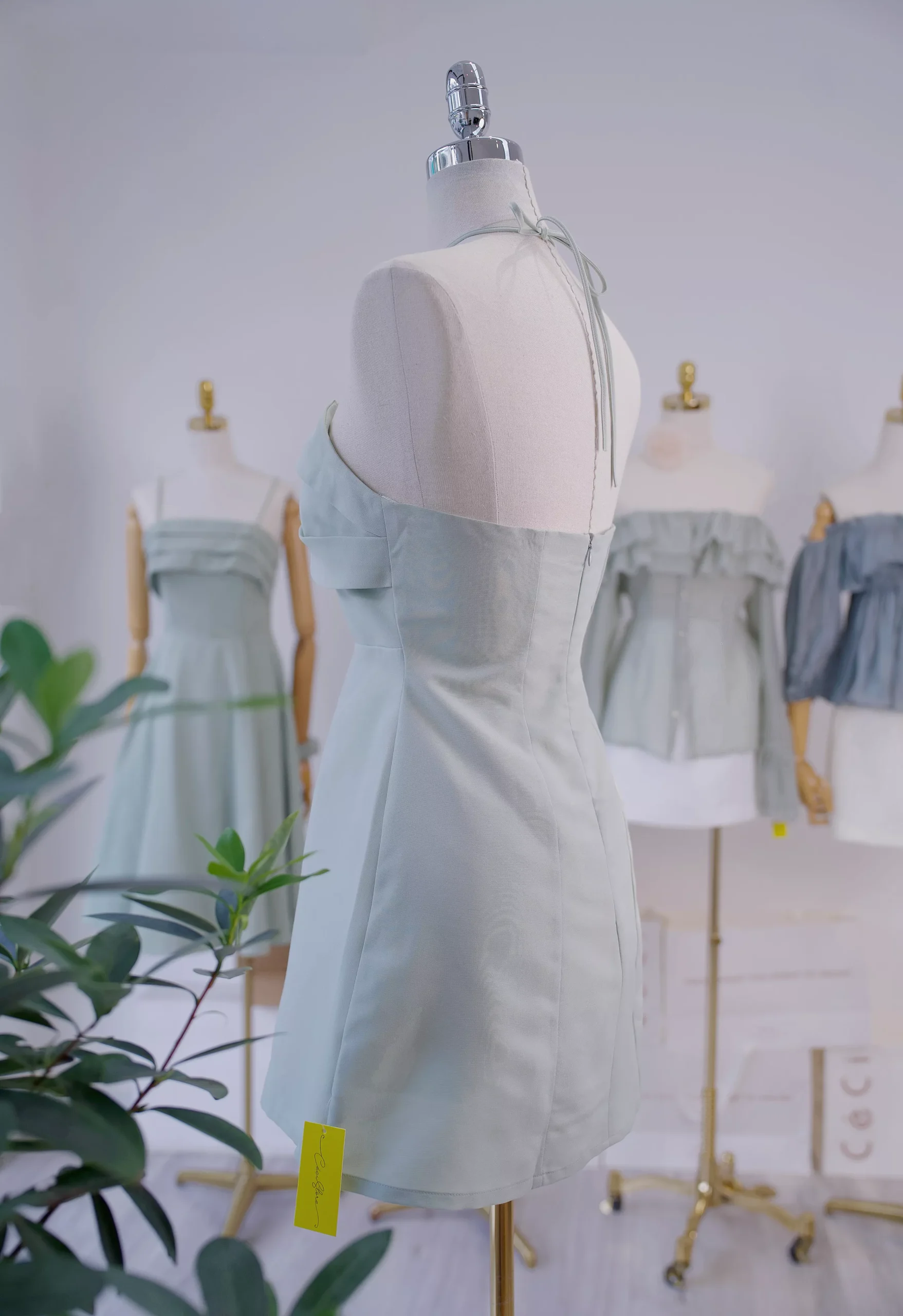 Alternative view of VANESSA DRESS 591 - MINT