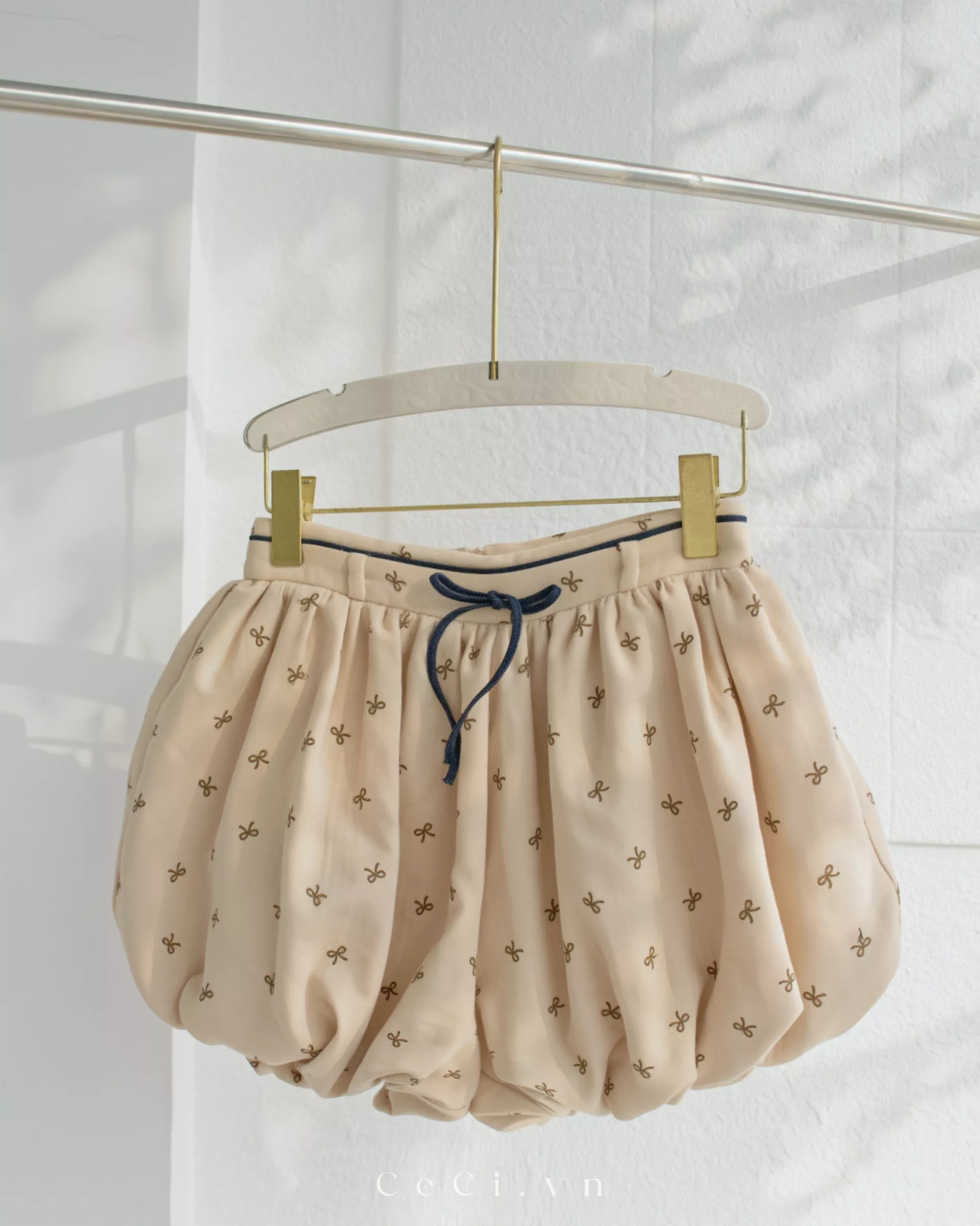 POPPY SHORT 742Q - LATTE BOW - Ảnh 5